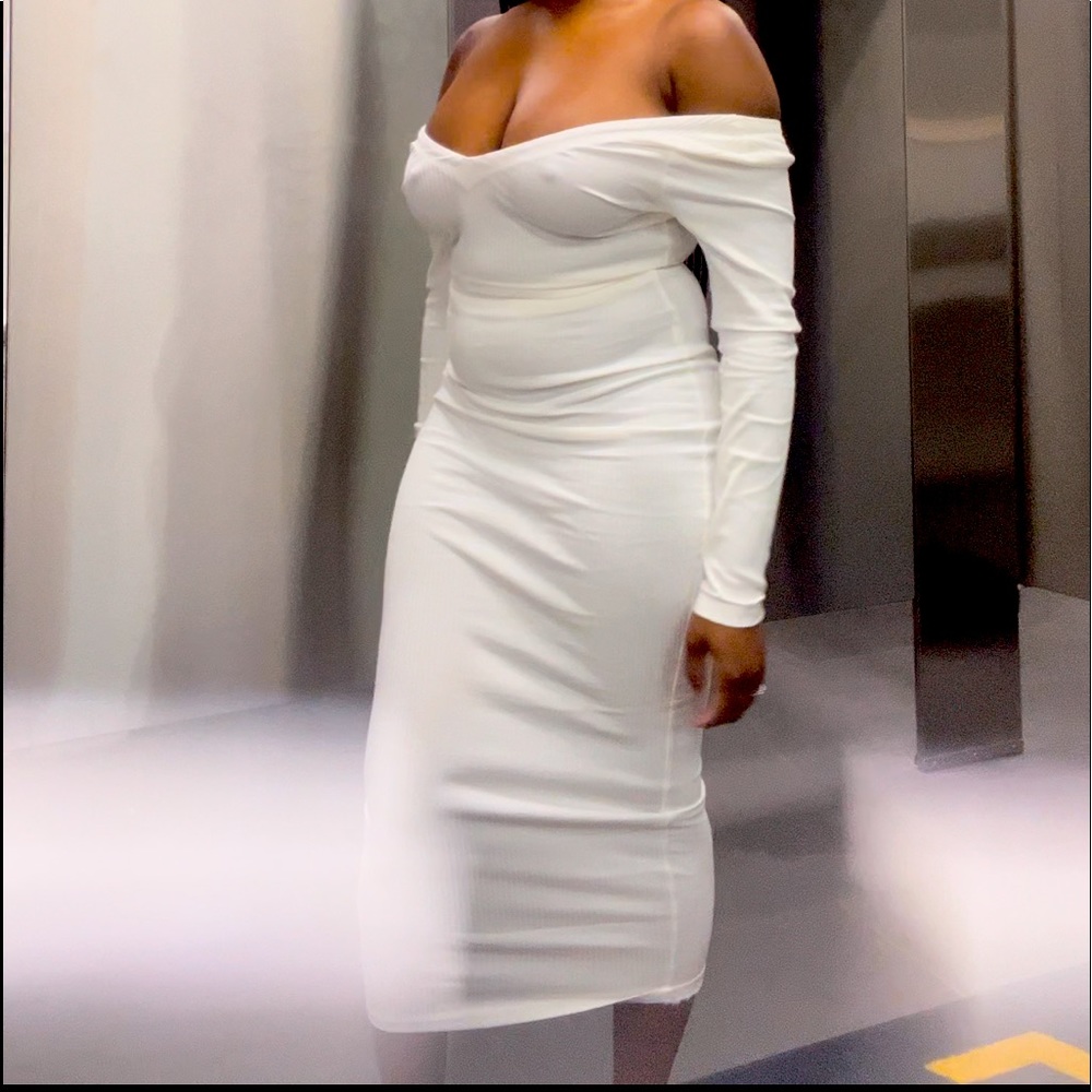 White two piece set